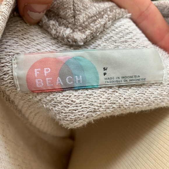 Free People V back Sweater - Picture 5 of 8